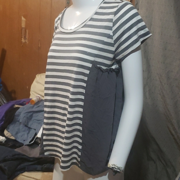 White And short gray - Picture 4 of 6